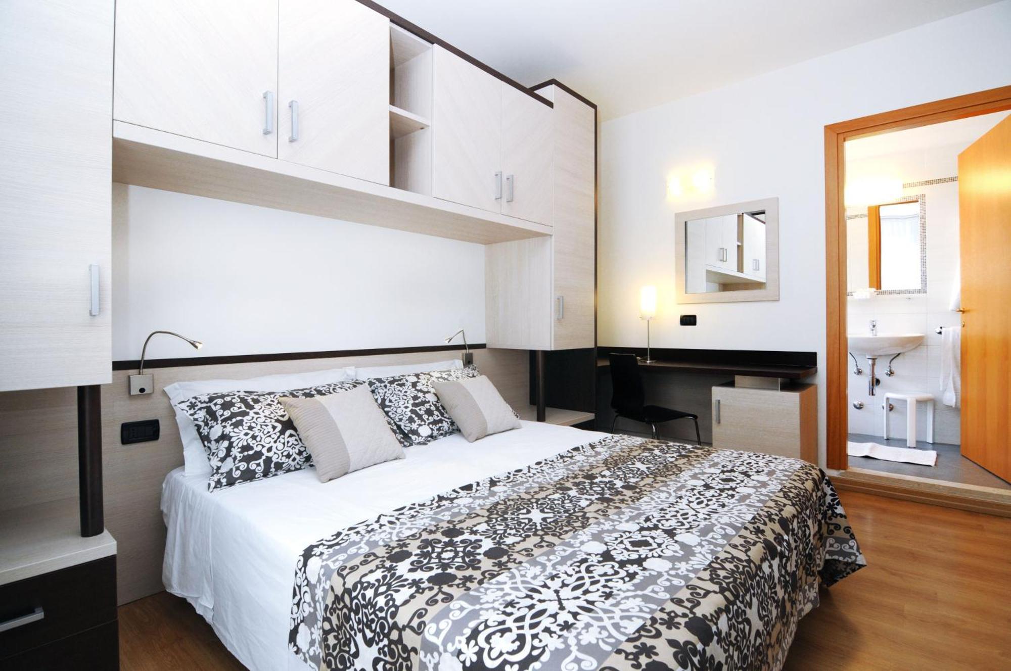 Levante Hotel